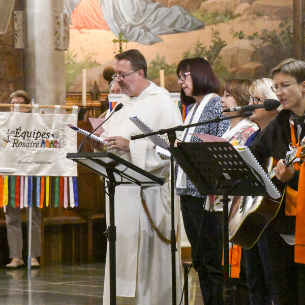 Célébrations des Equipes du Rosaire au Pèlerinage du Rosaire 2017